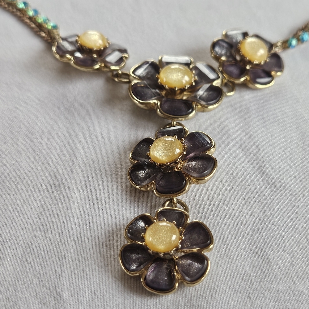 Betsy Johnson Necklace Flowers